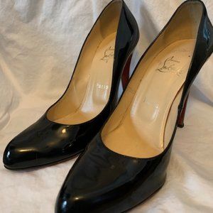 Christian Louboutin Pump